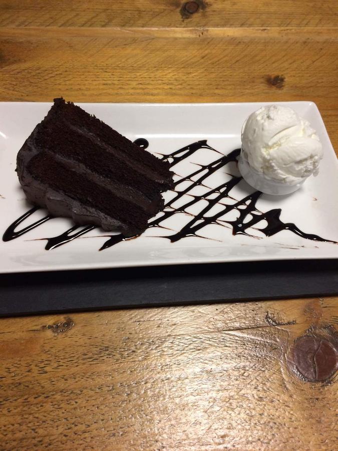 The Bear On The Square 호텔 밀롬 외부 사진